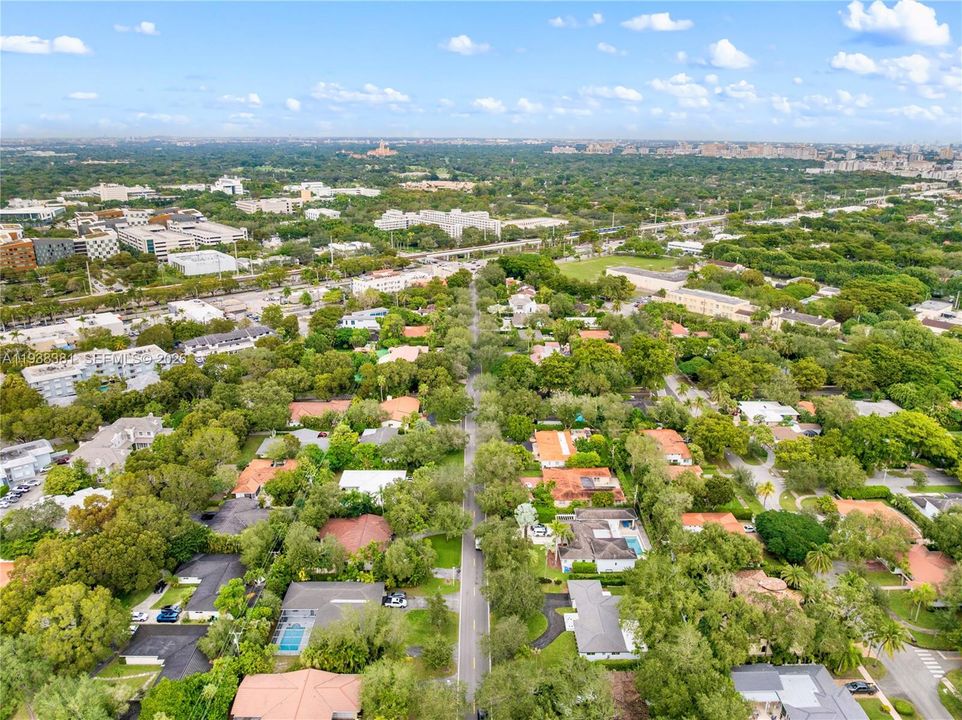 For Sale: $2,950,000 (3 beds, 2 baths, 2419 Square Feet)