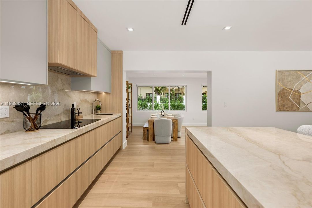 For Sale: $2,950,000 (3 beds, 2 baths, 2419 Square Feet)