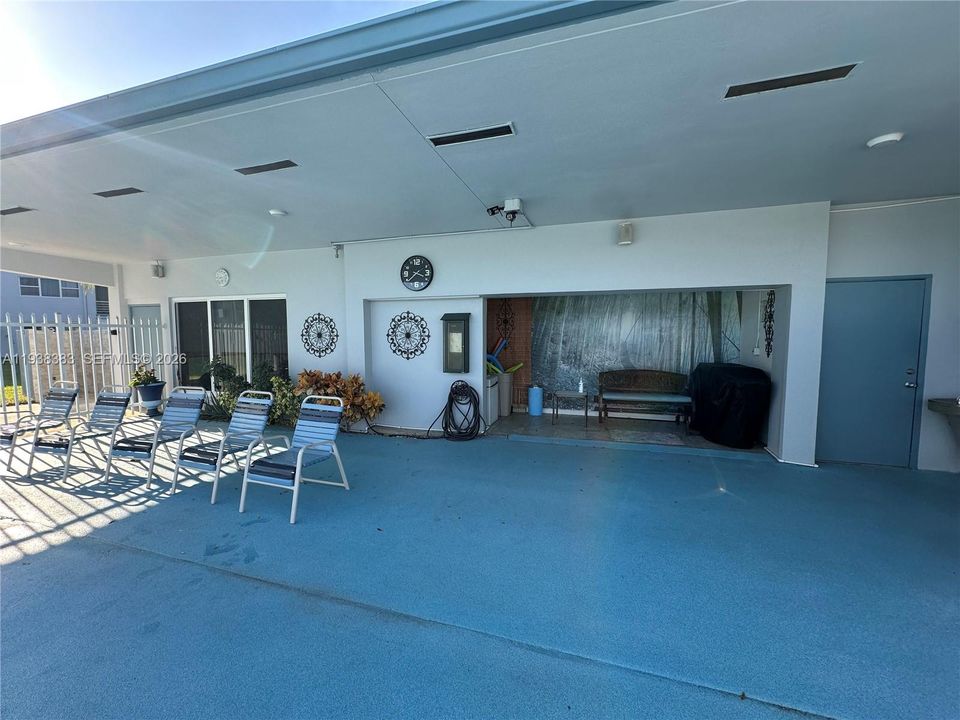 出租: $2,500 (2 贝兹, 2 浴室, 1098 平方英尺)