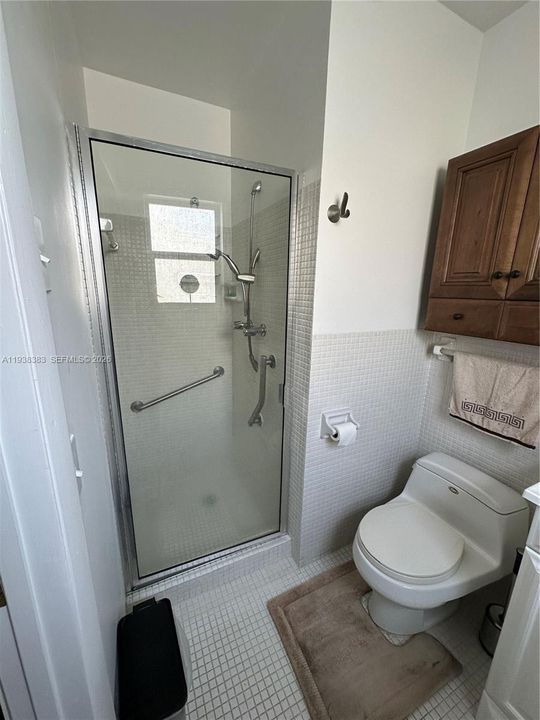 出租: $2,500 (2 贝兹, 2 浴室, 1098 平方英尺)