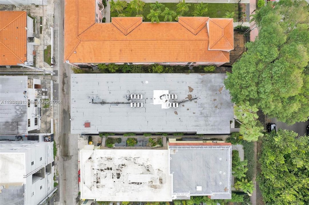 For Rent: $2,000 (1 beds, 1 baths, 429 Square Feet)