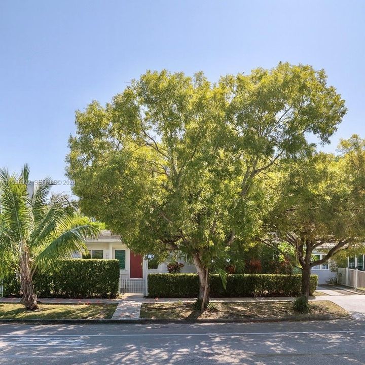 На продажу: $2,100,000 (4 спален, 3 ванн, 3049 Квадратных фут)