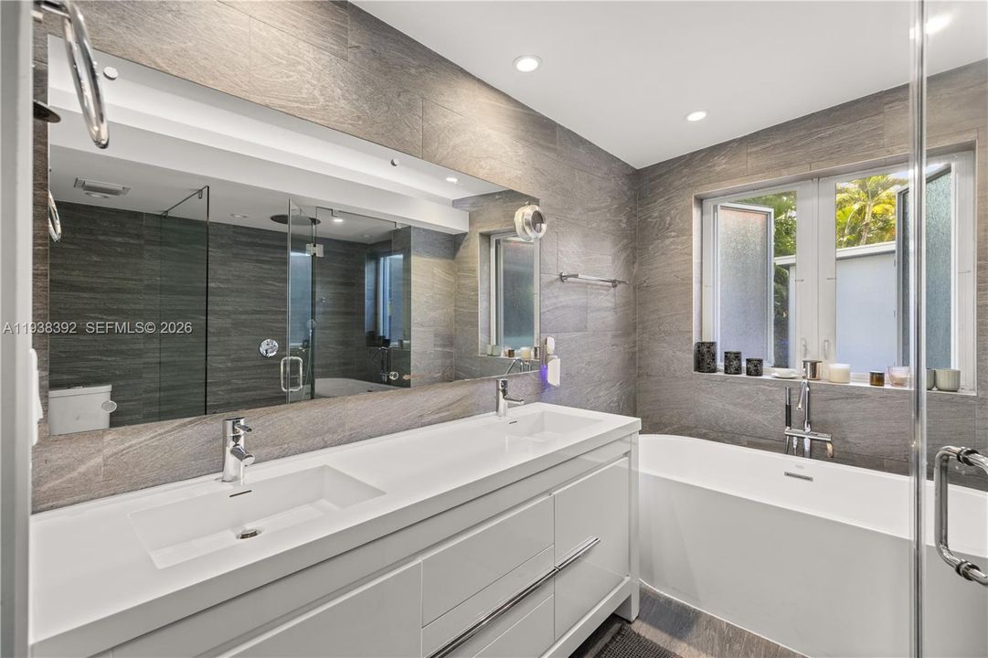 На продажу: $2,100,000 (4 спален, 3 ванн, 3049 Квадратных фут)