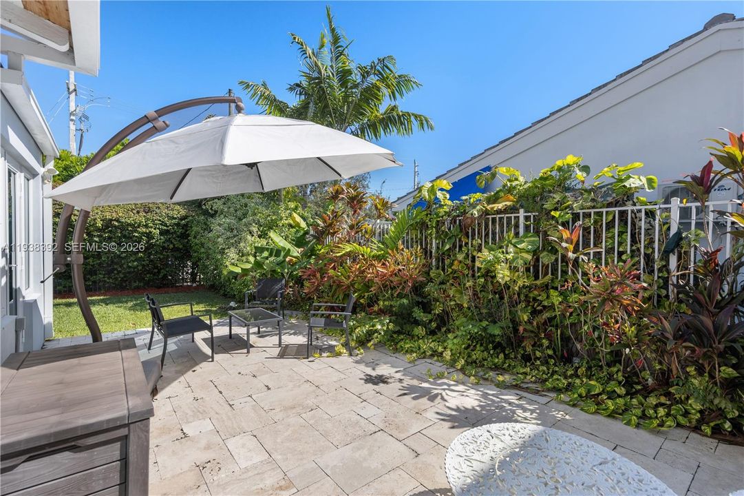 На продажу: $2,100,000 (4 спален, 3 ванн, 3049 Квадратных фут)