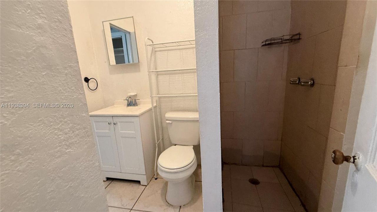 出租: $2,700 (3 贝兹, 2 浴室, 1948 平方英尺)