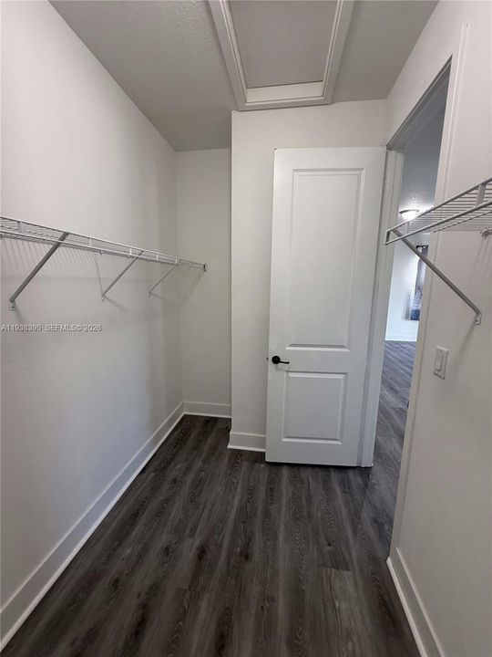 En Renta: $3,800 (5 camas, 3 baños, 2436 Pies cuadrados)