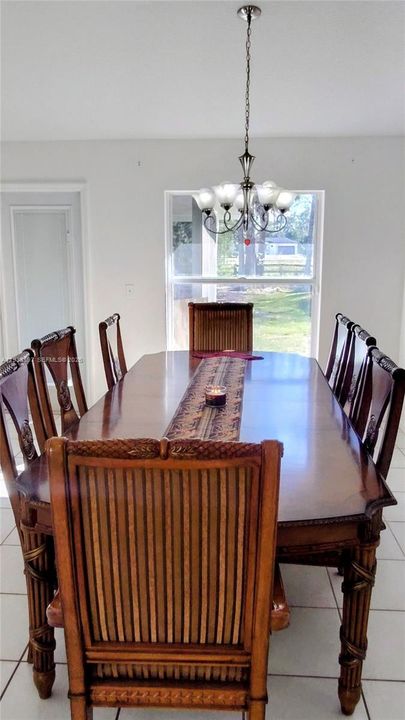 For Sale: $616,000 (3 beds, 2 baths, 1247 Square Feet)