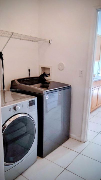 For Sale: $616,000 (3 beds, 2 baths, 1247 Square Feet)