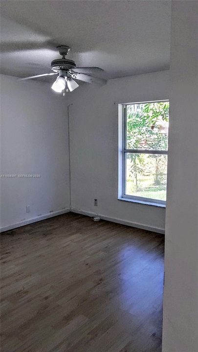 For Sale: $616,000 (3 beds, 2 baths, 1247 Square Feet)