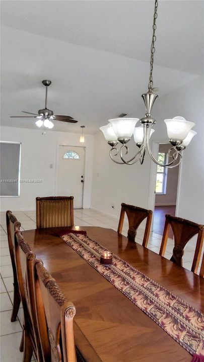 For Sale: $616,000 (3 beds, 2 baths, 1247 Square Feet)