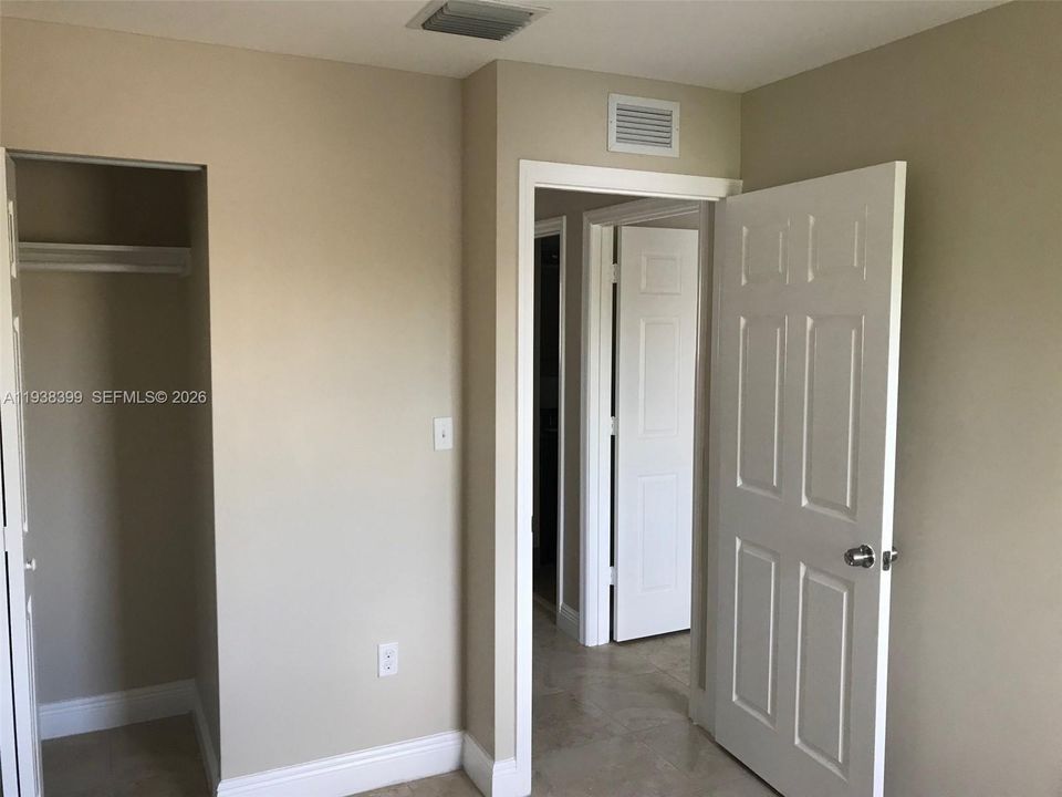 En Renta: $2,550 (3 camas, 1 baños, 1026 Pies cuadrados)