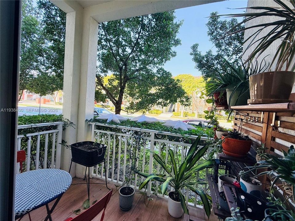 En Venta: $420,000 (2 camas, 2 baños, 1206 Pies cuadrados)