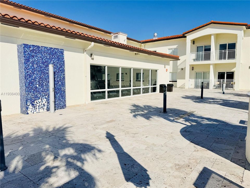 En Venta: $420,000 (2 camas, 2 baños, 1206 Pies cuadrados)