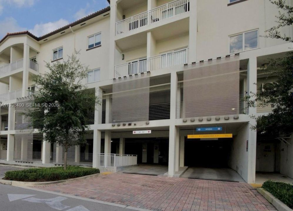 En Venta: $420,000 (2 camas, 2 baños, 1206 Pies cuadrados)