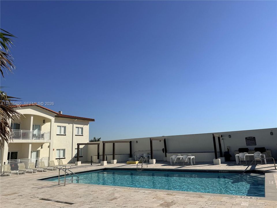 En Venta: $420,000 (2 camas, 2 baños, 1206 Pies cuadrados)