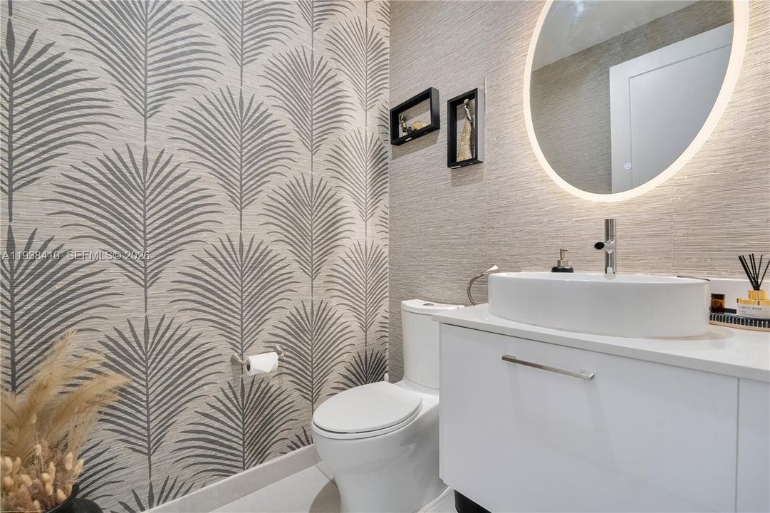 出租: $6,350 (3 贝兹, 3 浴室, 2182 平方英尺)