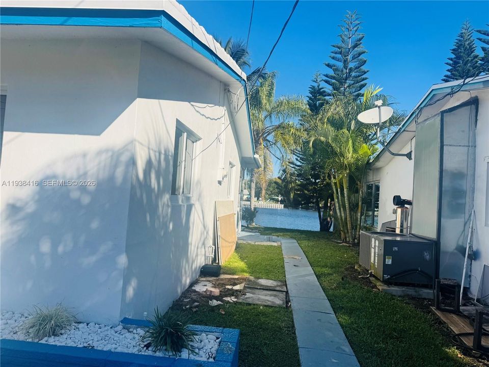 В аренду: $2,525 (2 спален, 2 ванн, 1028 Квадратных фут)