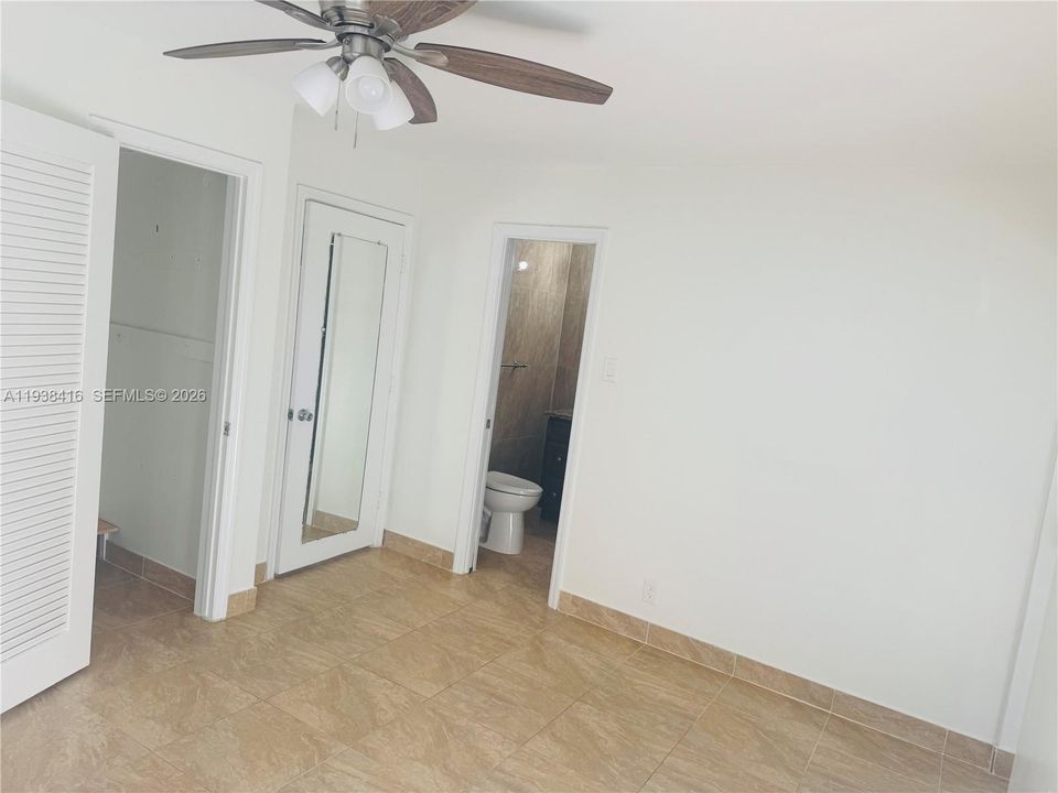 В аренду: $2,525 (2 спален, 2 ванн, 1028 Квадратных фут)