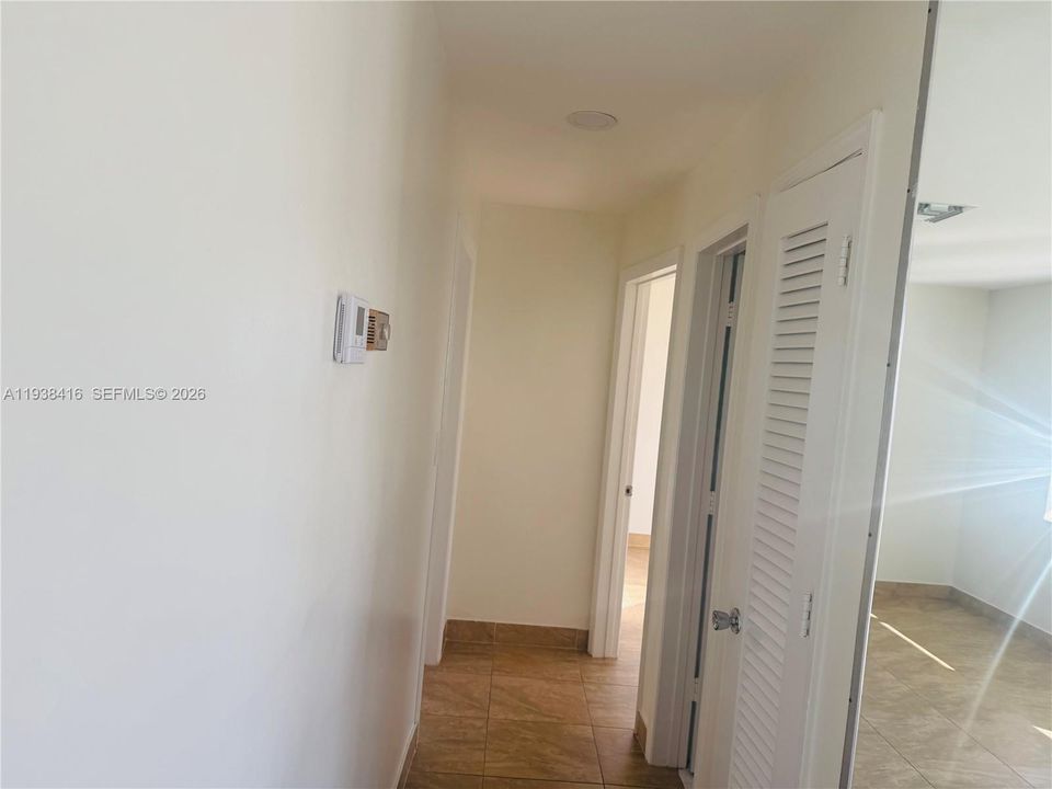 В аренду: $2,525 (2 спален, 2 ванн, 1028 Квадратных фут)