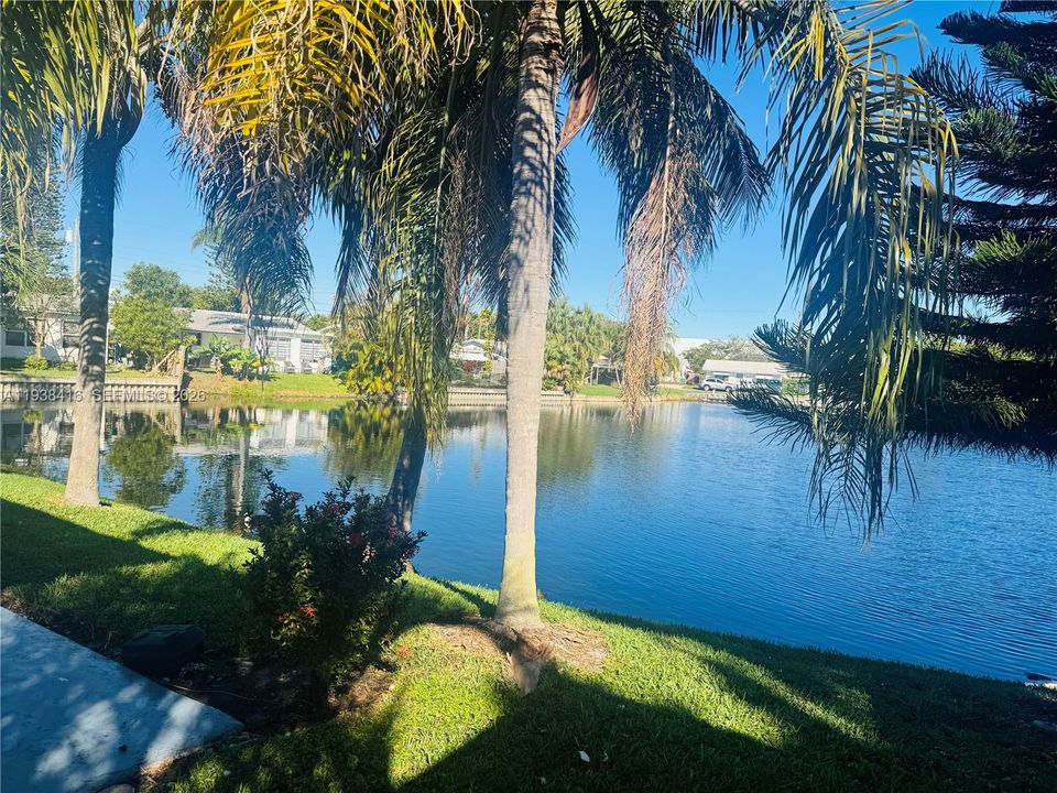 В аренду: $2,525 (2 спален, 2 ванн, 1028 Квадратных фут)