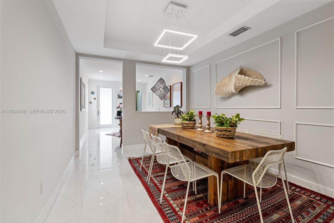 En Renta: $10,500 (3 camas, 3 baños, 2635 Pies cuadrados)