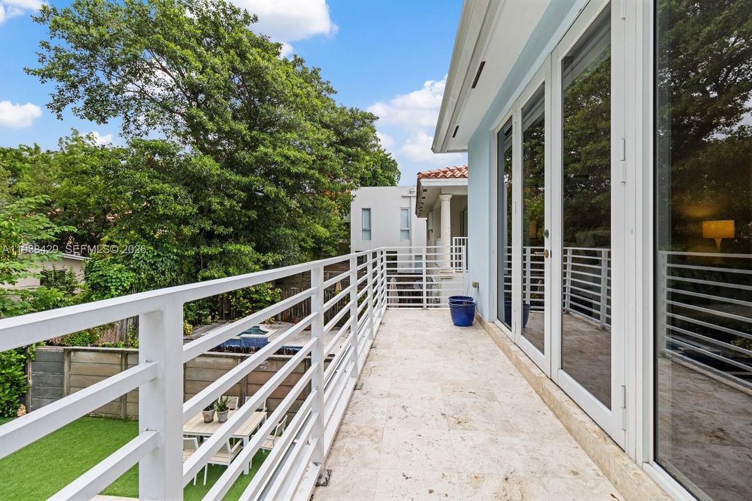 En Renta: $10,500 (3 camas, 3 baños, 2635 Pies cuadrados)