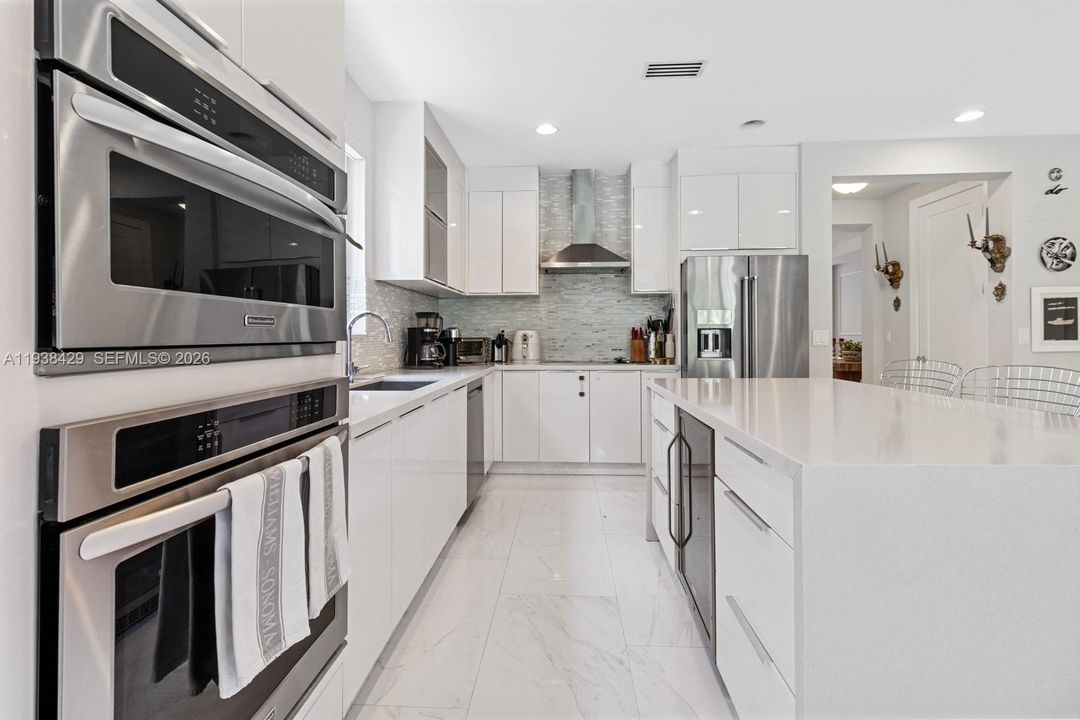 En Renta: $10,500 (3 camas, 3 baños, 2635 Pies cuadrados)