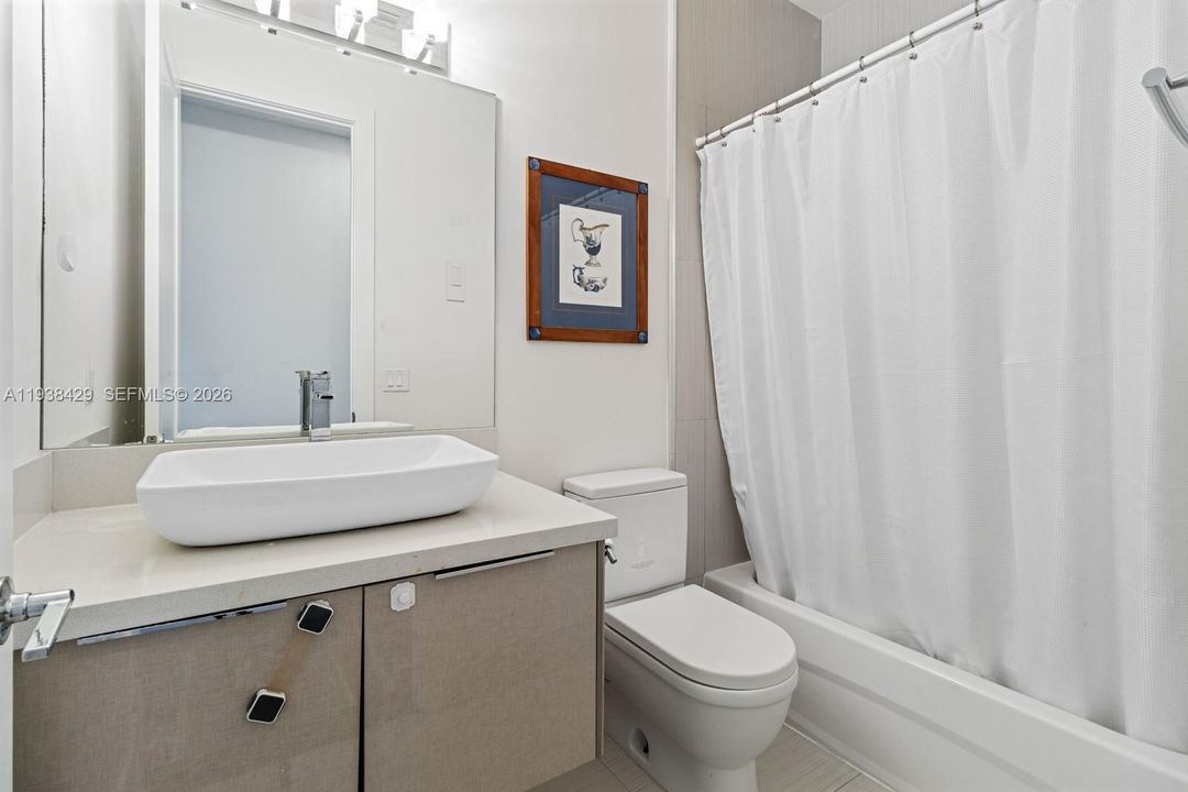 En Renta: $10,500 (3 camas, 3 baños, 2635 Pies cuadrados)