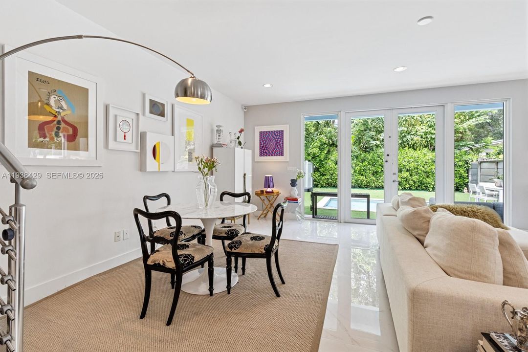 En Renta: $10,500 (3 camas, 3 baños, 2635 Pies cuadrados)