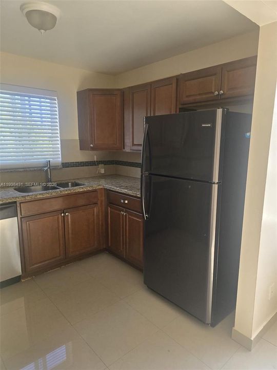 En Renta: $2,000 (2 camas, 1 baños, 4991 Pies cuadrados)