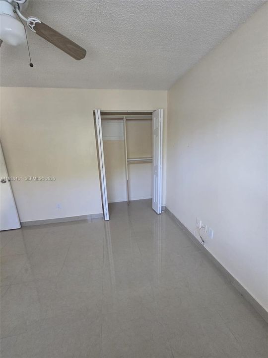 En Renta: $2,000 (2 camas, 1 baños, 4991 Pies cuadrados)