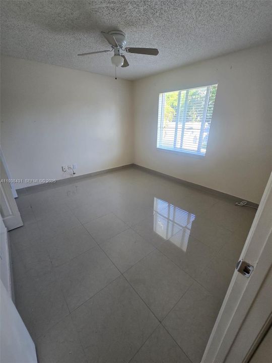 En Renta: $2,000 (2 camas, 1 baños, 4991 Pies cuadrados)