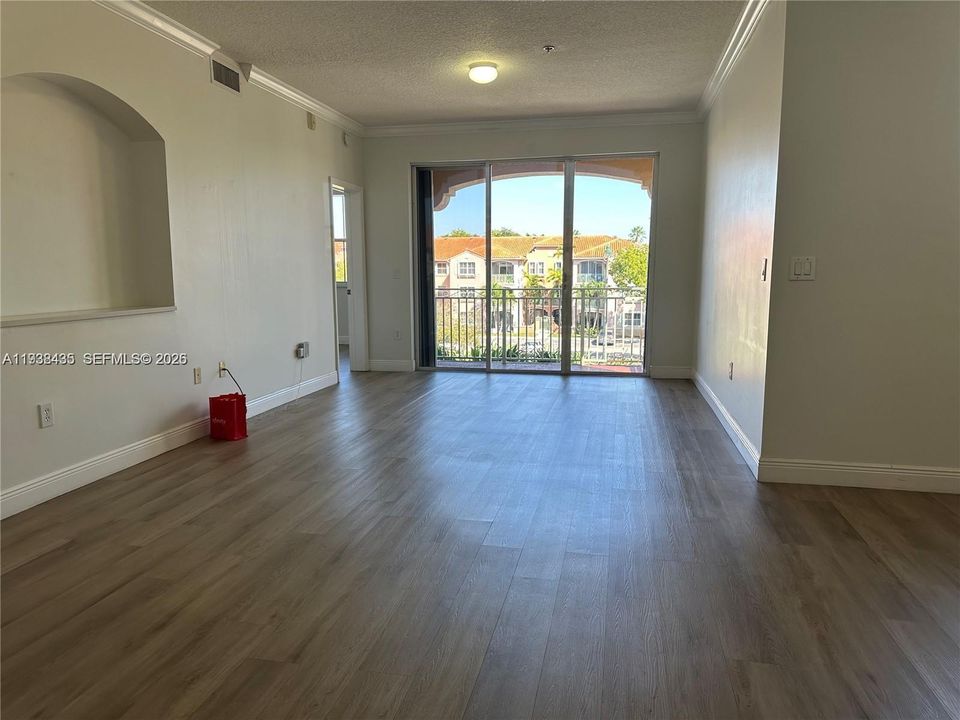 En Renta: $2,450 (2 camas, 2 baños, 1308 Pies cuadrados)