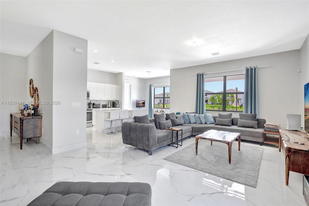 En Venta: $1,489,000 (4 camas, 3 baños, 3633 Pies cuadrados)