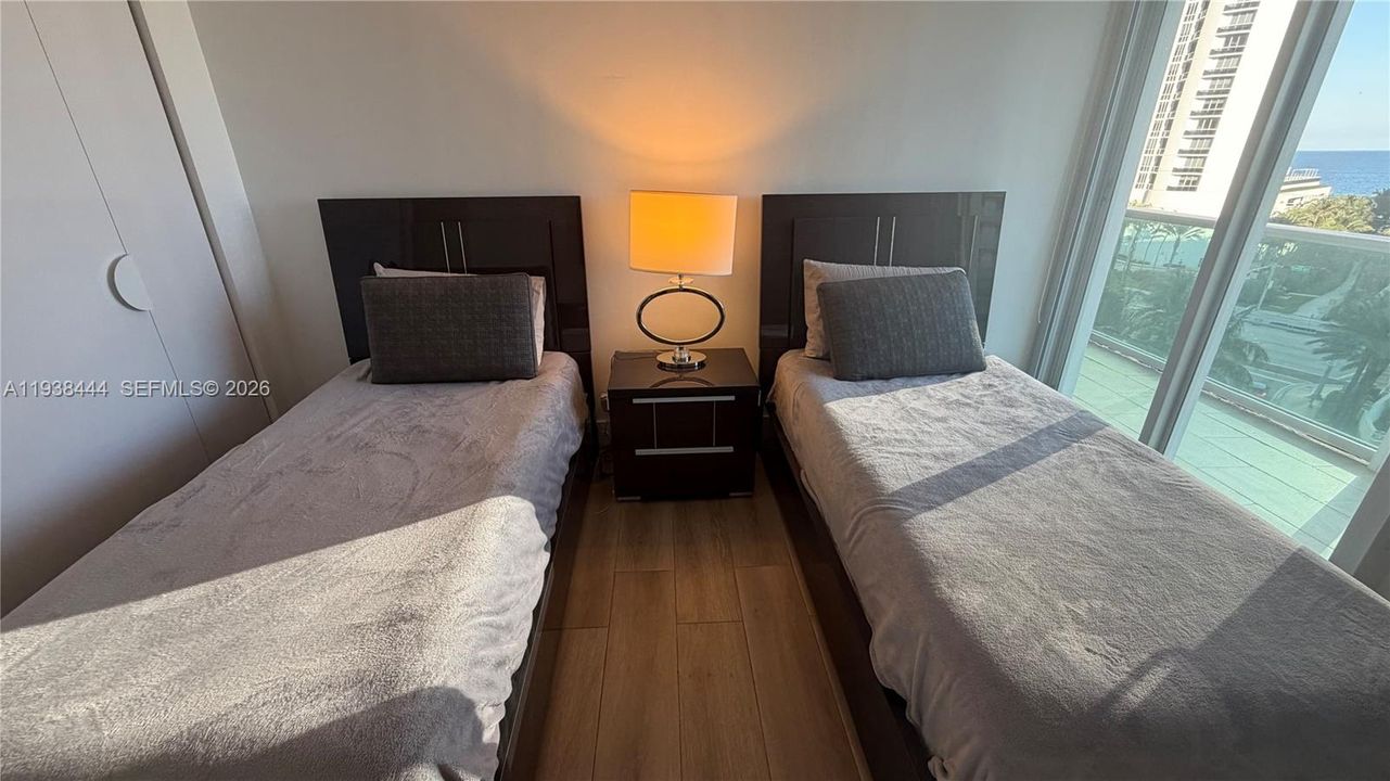 For Rent: $4,000 (2 beds, 2 baths, 1357 Square Feet)