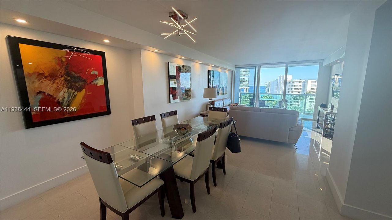 For Rent: $4,000 (2 beds, 2 baths, 1357 Square Feet)