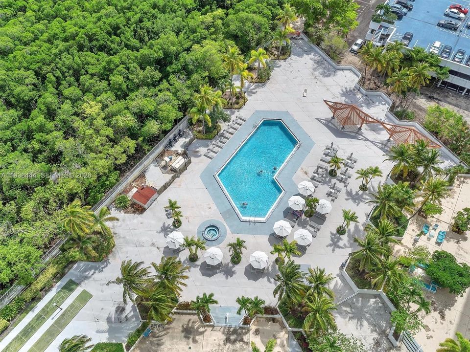 For Rent: $4,000 (2 beds, 2 baths, 1357 Square Feet)