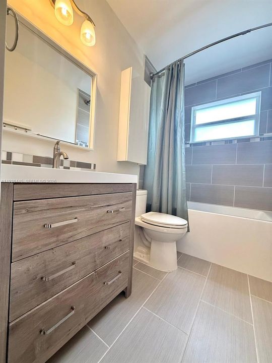 En Renta: $3,450 (3 camas, 2 baños, 1515 Pies cuadrados)