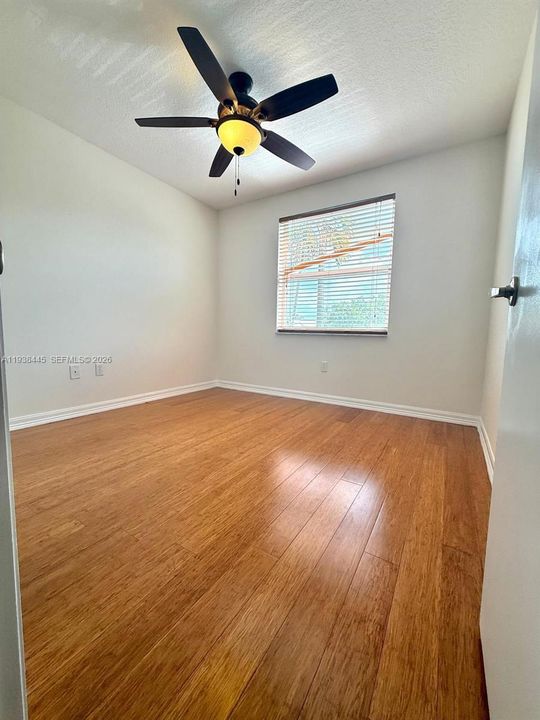 En Renta: $3,450 (3 camas, 2 baños, 1515 Pies cuadrados)