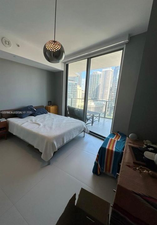 出租: $3,800 (1 贝兹, 1 浴室, 699 平方英尺)