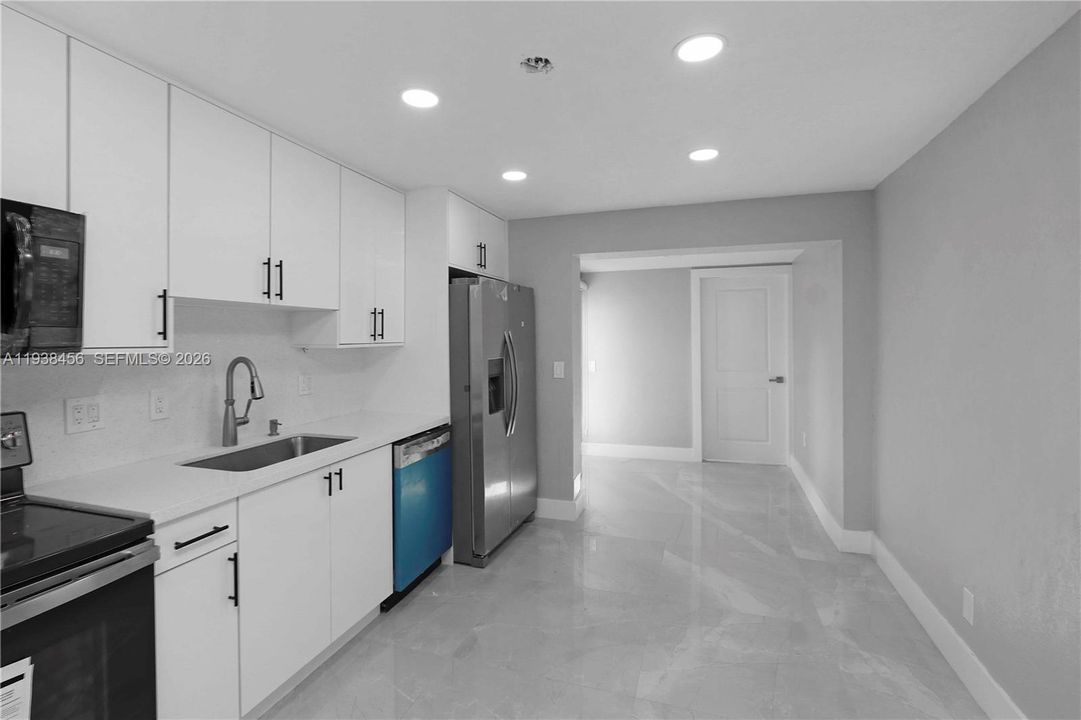 For Sale: $485,000 (3 beds, 2 baths, 1161 Square Feet)