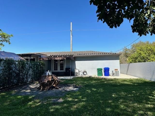 В аренду: $3,000 (2 спален, 2 ванн, 2024 Квадратных фут)