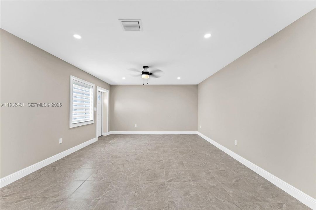 待售: $1,699,000 (0 贝兹, 0 浴室, 3026 平方英尺)