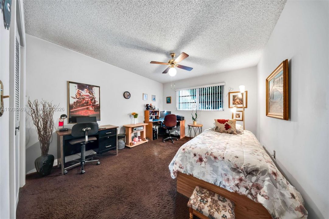 For Sale: $749,000 (4 beds, 3 baths, 2424 Square Feet)