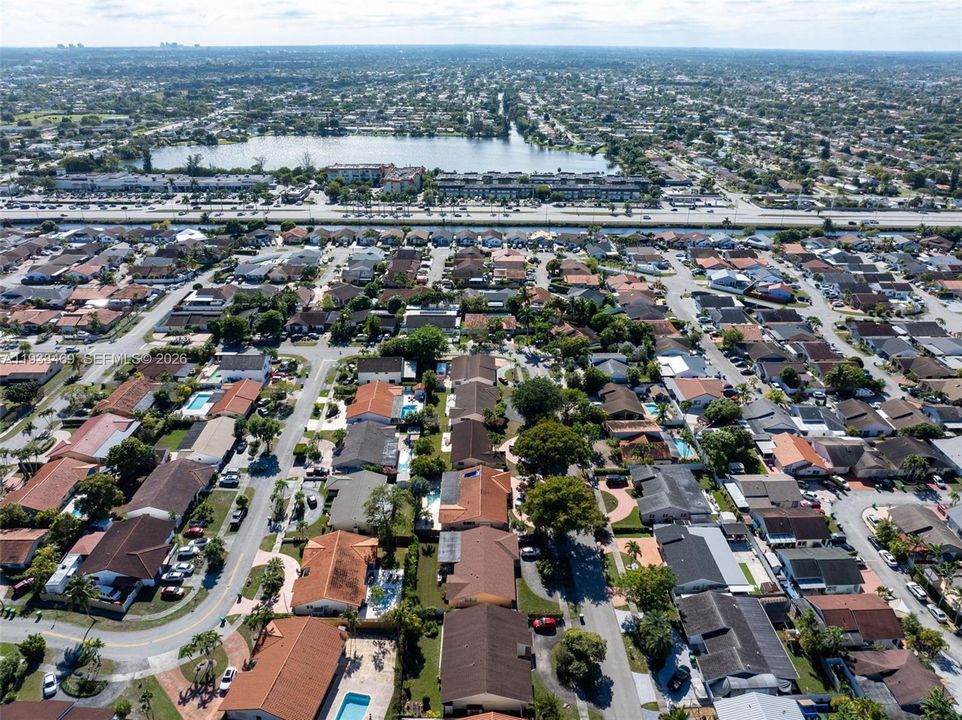 For Sale: $749,000 (4 beds, 3 baths, 2424 Square Feet)