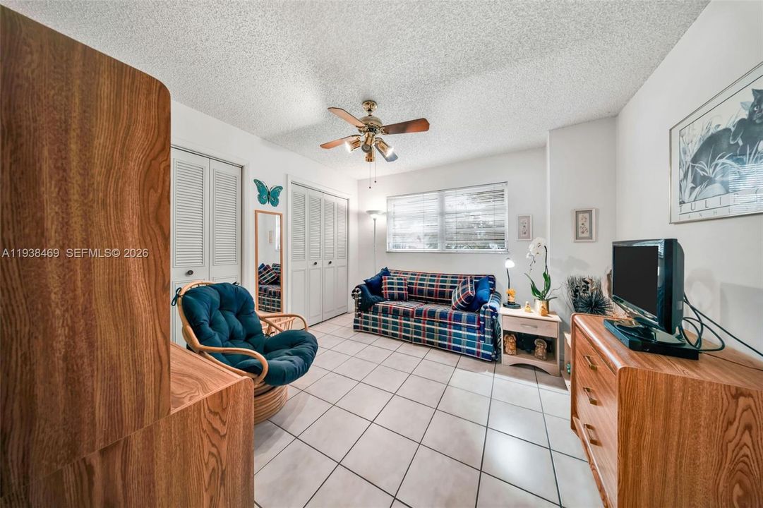 For Sale: $749,000 (4 beds, 3 baths, 2424 Square Feet)