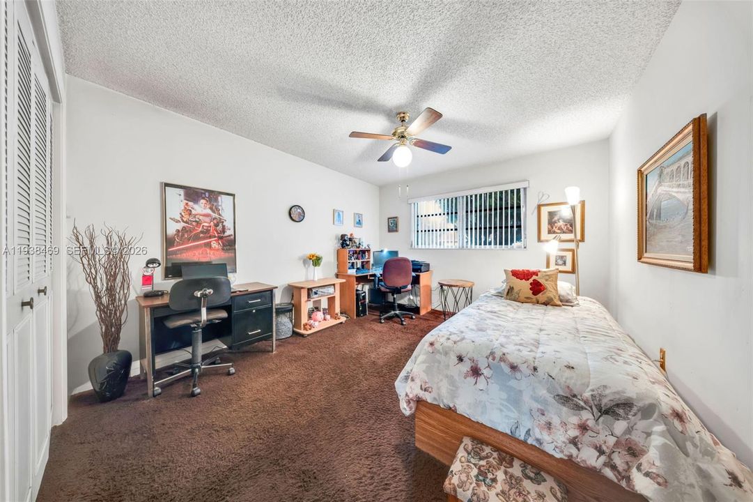 For Sale: $749,000 (4 beds, 3 baths, 2424 Square Feet)