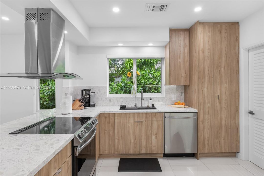 For Sale: $1,498,997 (3 beds, 2 baths, 1868 Square Feet)