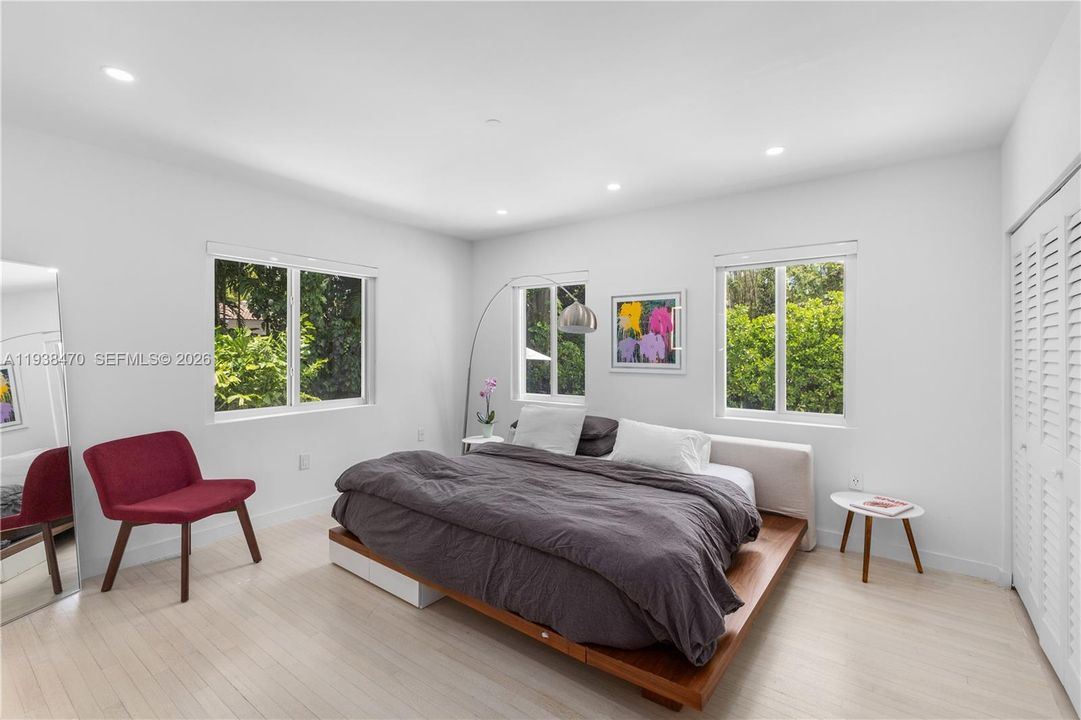 For Sale: $1,498,997 (3 beds, 2 baths, 1868 Square Feet)