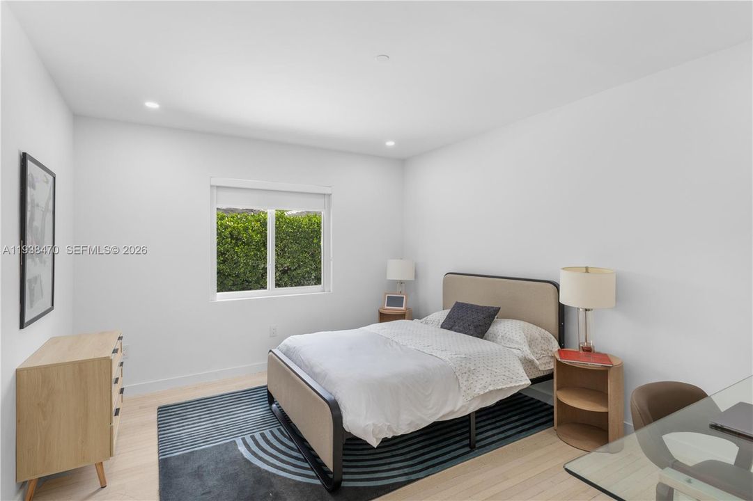 For Sale: $1,498,997 (3 beds, 2 baths, 1868 Square Feet)